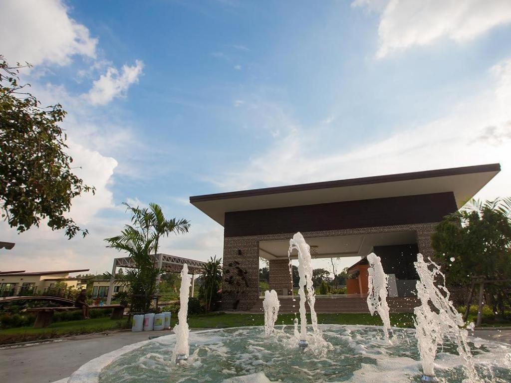 Nong Prue Bua Tara Resort מראה חיצוני תמונה