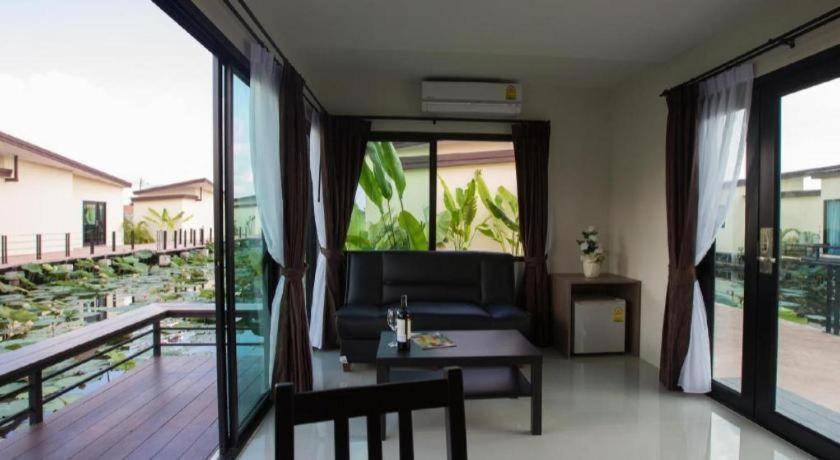 Nong Prue Bua Tara Resort מראה חיצוני תמונה